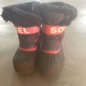 Sorel Kids Black and Red Winter Boots